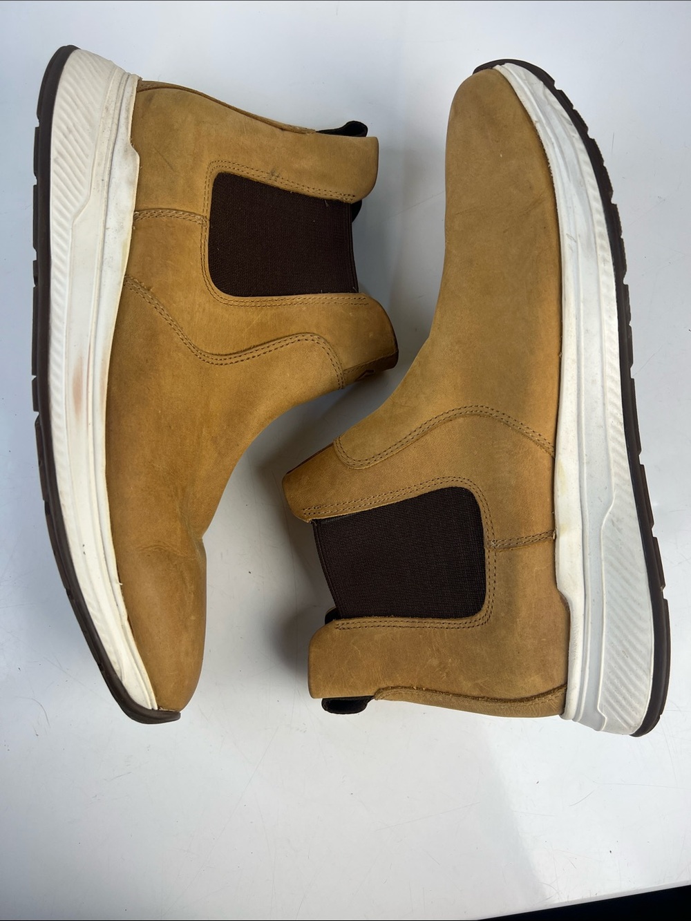 Johnston & Murphy Men's Tan Chukka Slip-On Boots